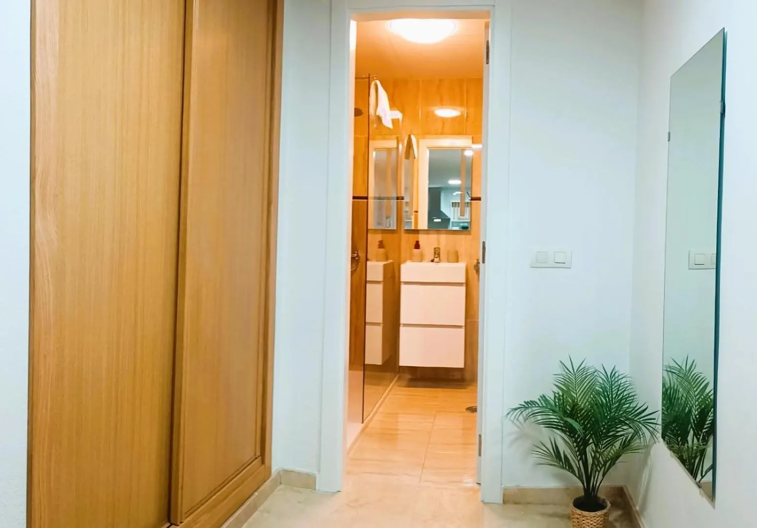 New Tropic Malaka Home Malaga 0*,  Spain