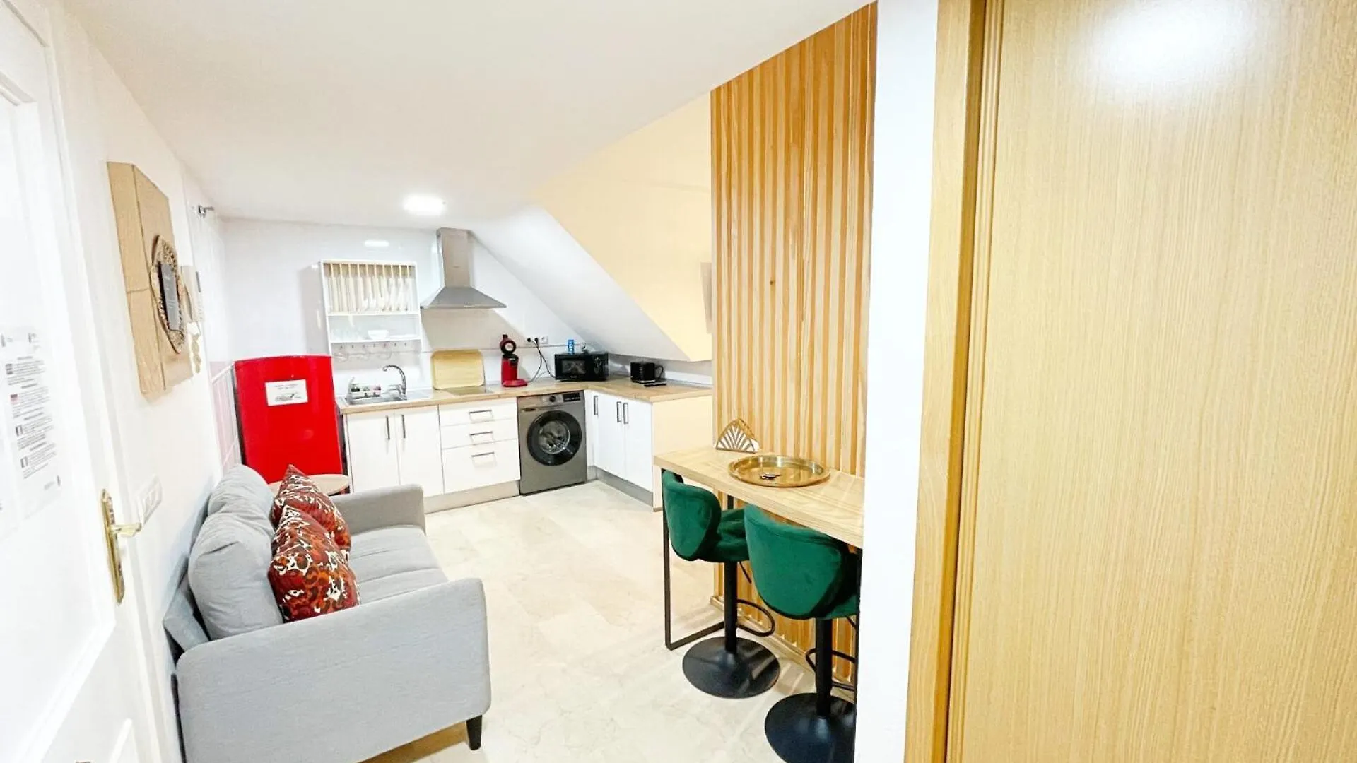 Apartment New Tropic Malaka Home Malaga